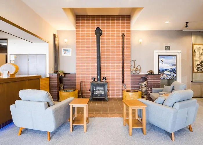 Red Fox Lodge Myoko
